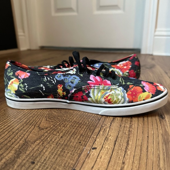 Vans Red Blue Green Black Floral Shoes - Picture 4 of 9